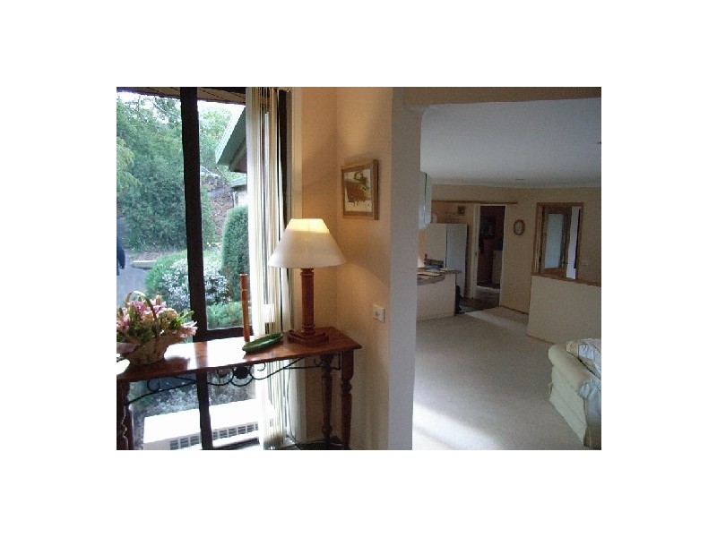 85 Suncoast Drive, Blackmans Bay TAS 7052