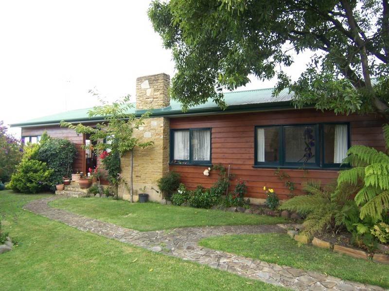 53 Wells Parade, Blackmans Bay TAS 7052