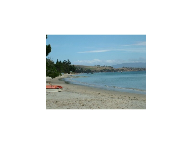 Dennes Point TAS 7150