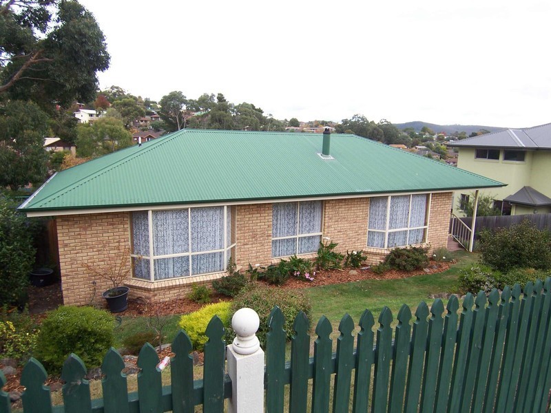 14 Fairview Drive, Kingston TAS 7050
