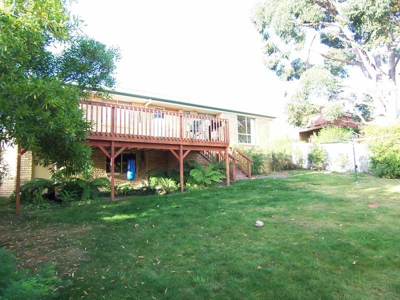 14 Fairview Drive, Kingston TAS 7050