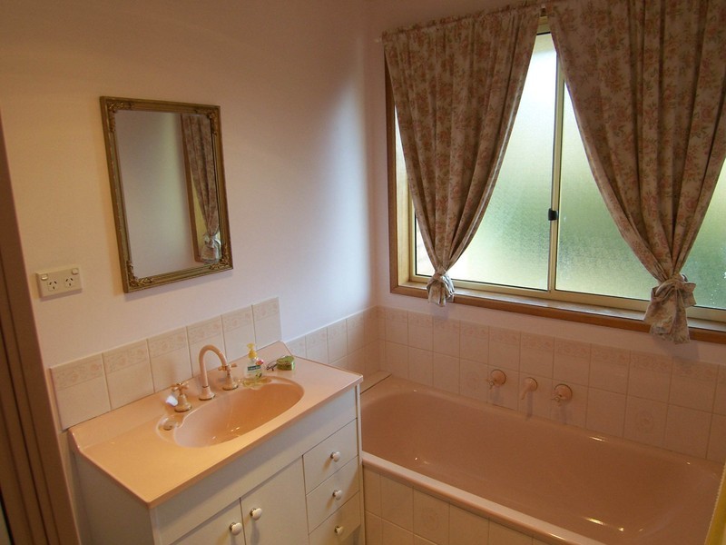 14 Fairview Drive, Kingston TAS 7050