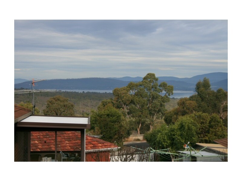 40 Pine Avenue, Kingston TAS 7050