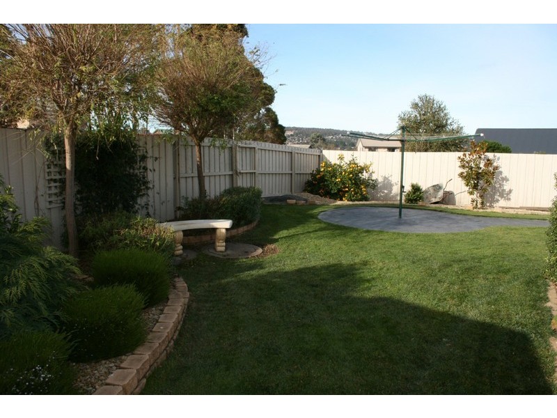 5 Freesia Crescent, Kingston TAS 7050