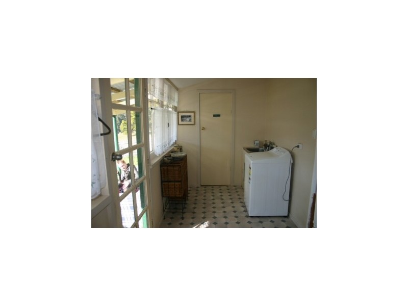 Police Point TAS 7116