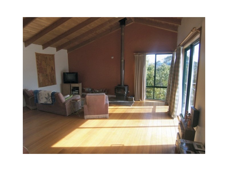 1 Ulandi Court, Blackmans Bay TAS 7052
