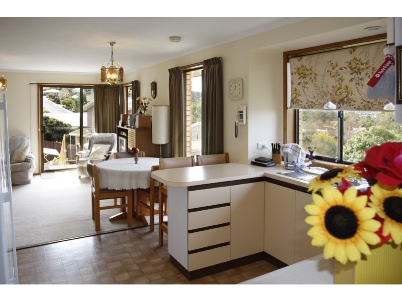 11 Ashley Court, Blackmans Bay TAS 7052