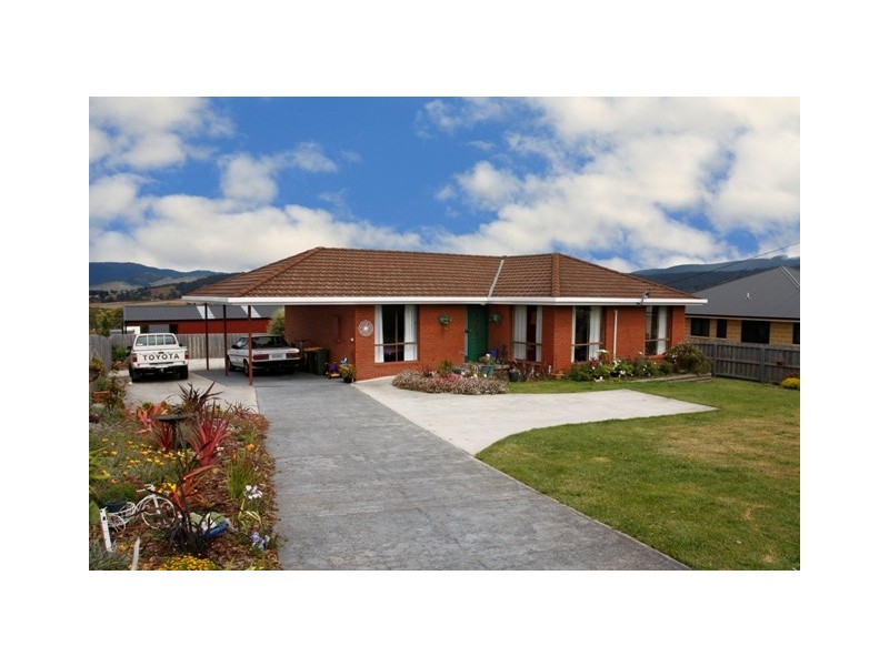 95 Redwood Road, Kingston TAS 7050