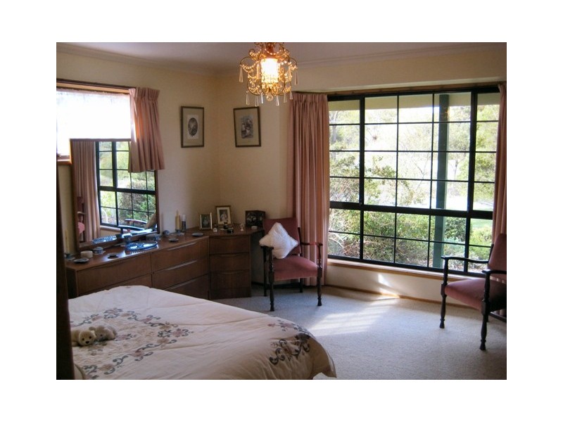 Leslie Vale TAS 7054