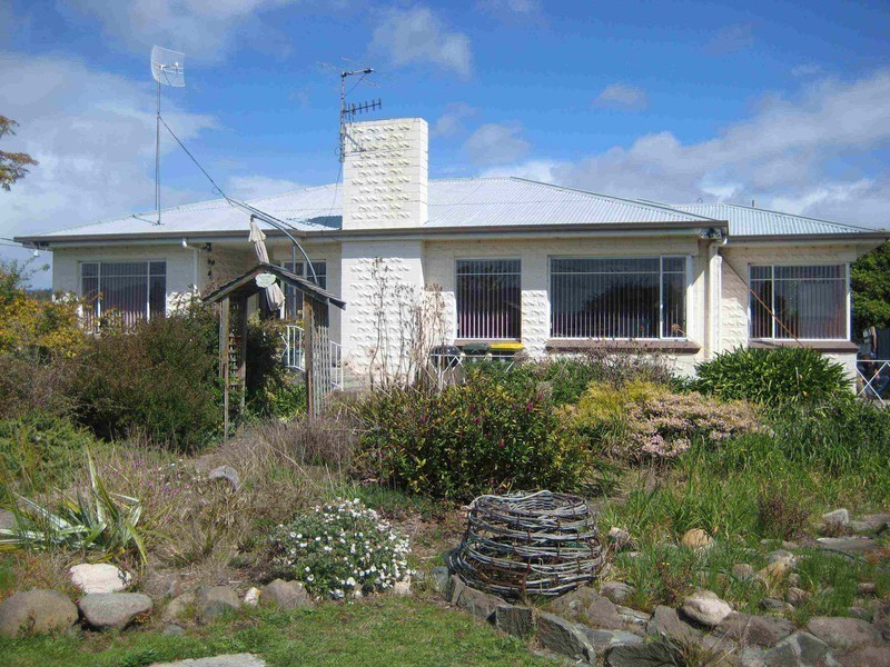 5 Crescent Drive, Margate TAS 7054