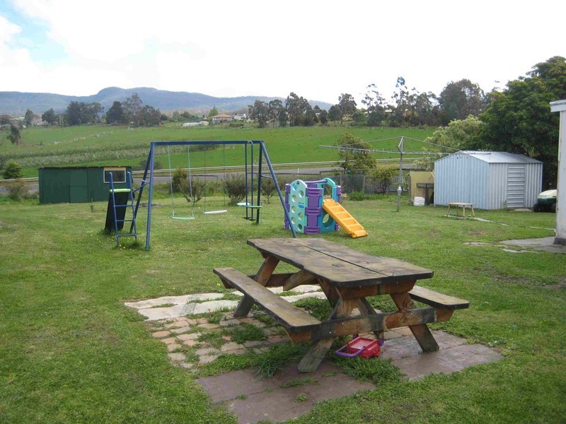 5 Crescent Drive, Margate TAS 7054