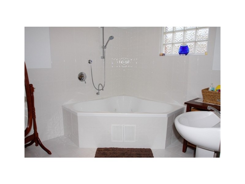 13A Willowbend Road, Kingston TAS 7050