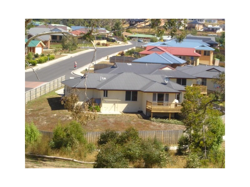 Kingston TAS 7050