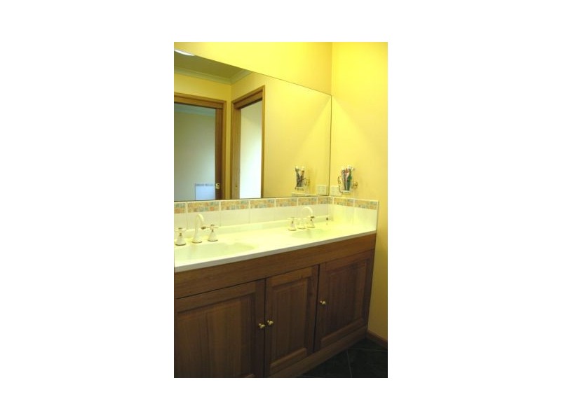 12 Stringybark Road, Bonnet Hill TAS 7053