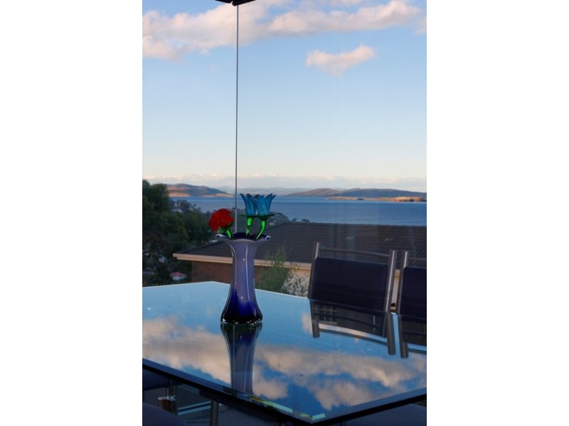 4-16 Sandra Drive, Blackmans Bay TAS 7052