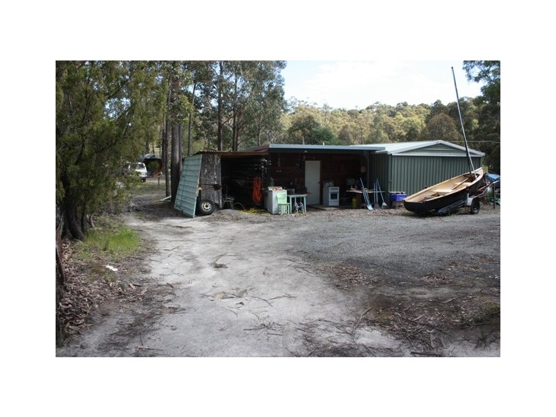 Coningham TAS 7054