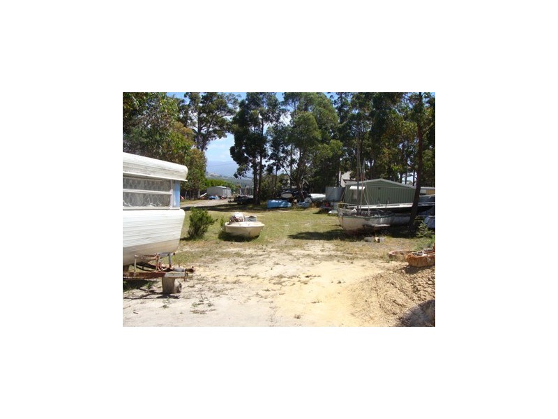 Coningham TAS 7054