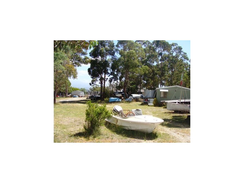 Coningham TAS 7054