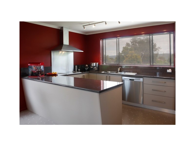 30 Redwood Road, Kingston TAS 7050