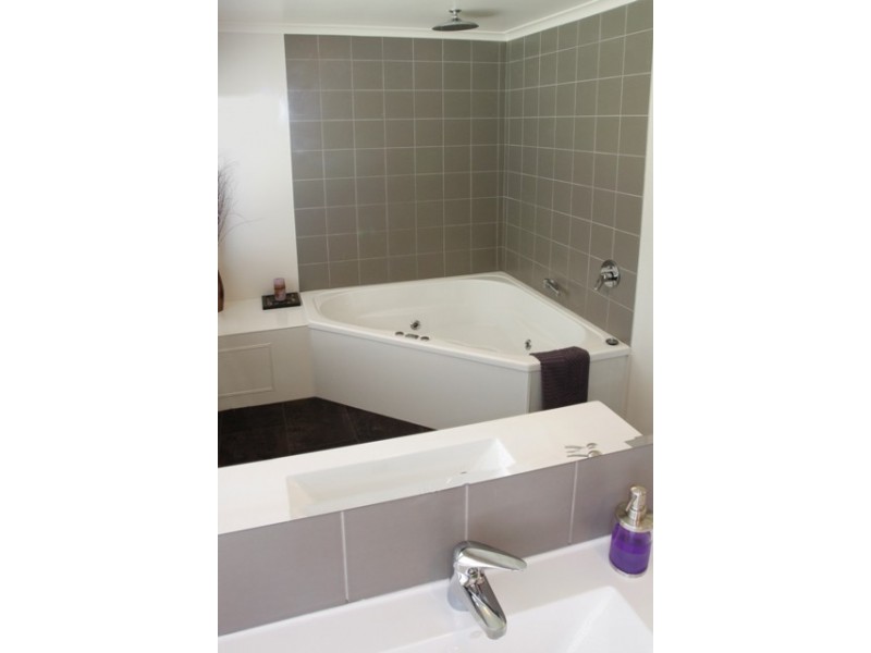 30 Redwood Road, Kingston TAS 7050