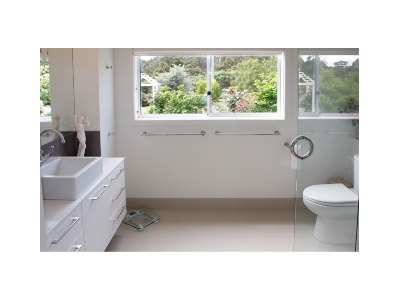 Lower Wattle Grove TAS 7109