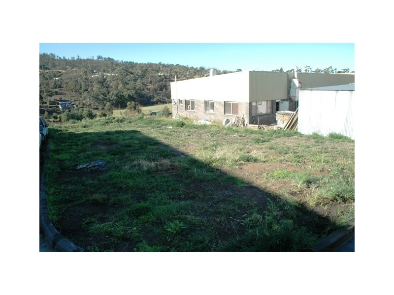 Kingston TAS 7050