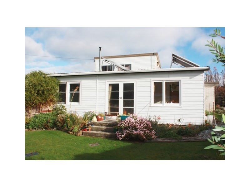 34 Powell Road, Blackmans Bay TAS 7052