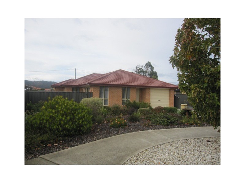 Unit 1, 4-6 Delmore Place, Margate TAS 7054