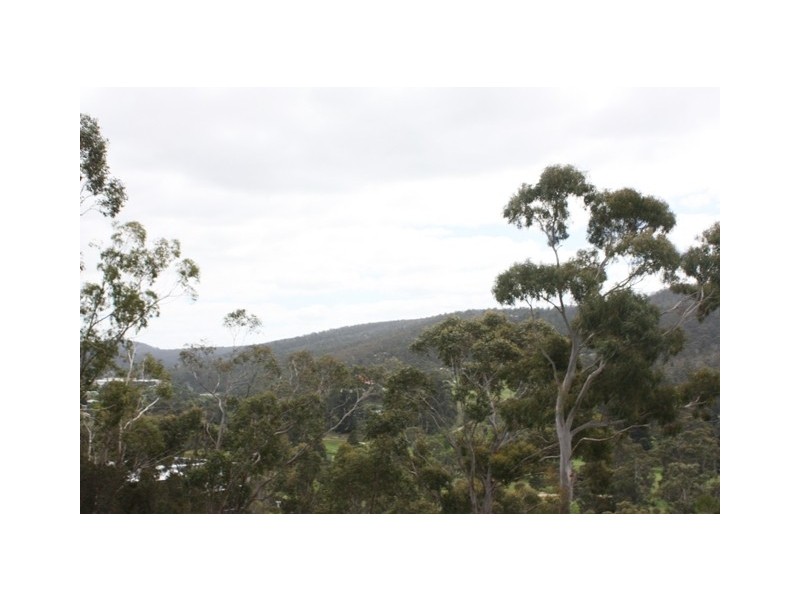 11 Roslyn Avenue, Kingston Beach TAS 7050