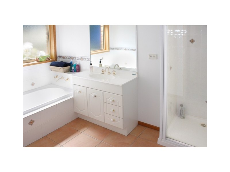 14 Timbertop Drive, Blackmans Bay TAS 7052