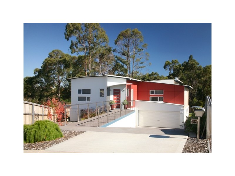 55 Staff Road, Electrona TAS 7054