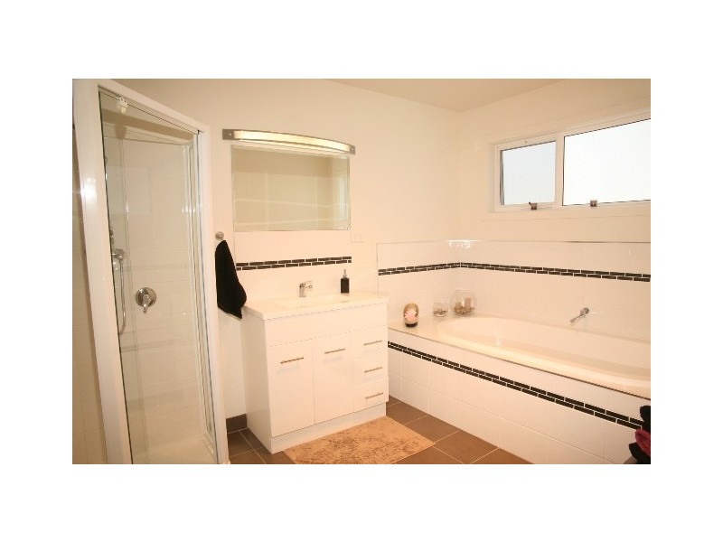 55 Staff Road, Electrona TAS 7054