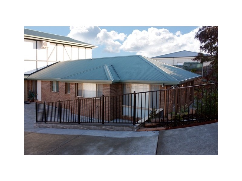 2/87 Diamond Drive, Blackmans Bay TAS 7052