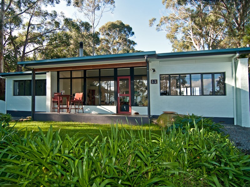 11 Wingara Road, Howden TAS 7054