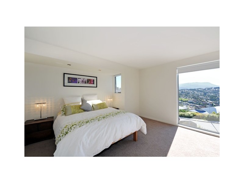 10 Liberty Court, Blackmans Bay TAS 7052