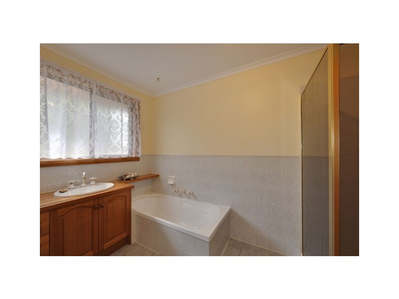 2 Prince Regent Place, Huntingfield, Kingston TAS 7050