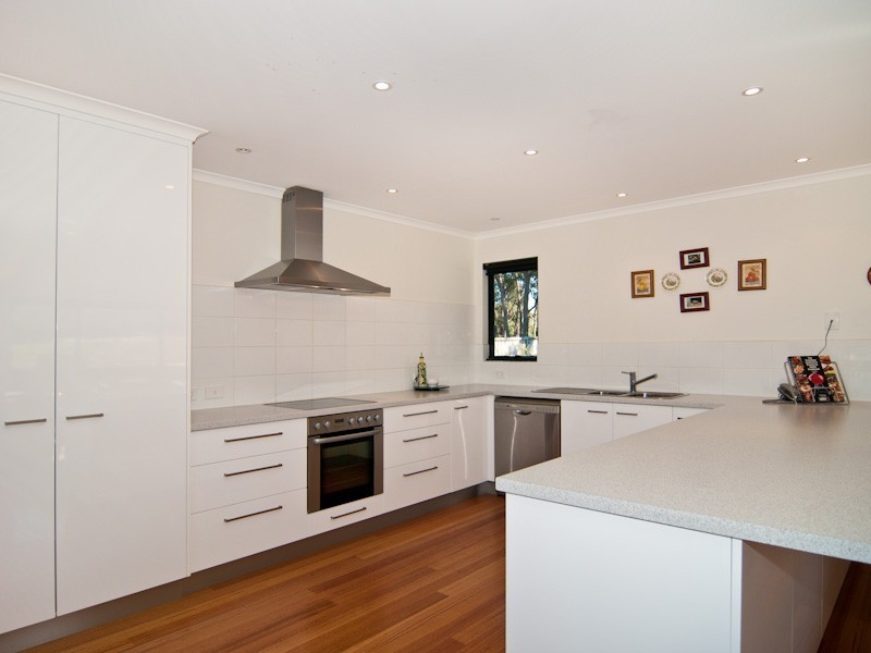11 Celery Top Drive, Kingston TAS 7050