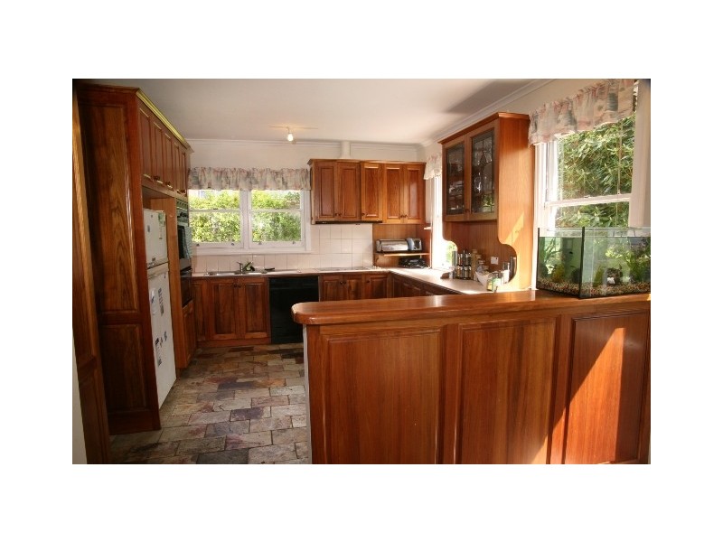 127 Roslyn Avenue, Blackmans Bay TAS 7052