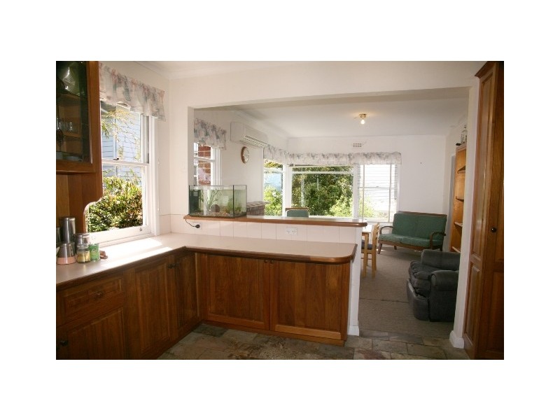 127 Roslyn Avenue, Blackmans Bay TAS 7052