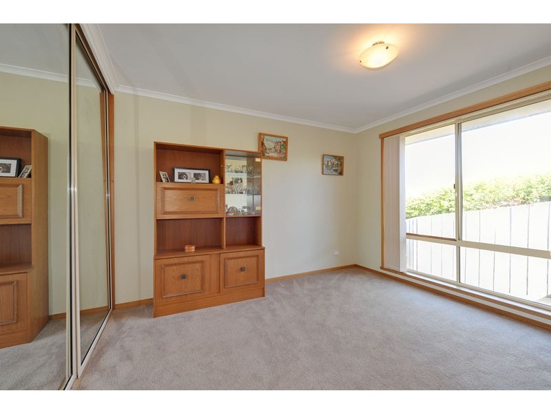 2/14 Grevillea Way, Kingston TAS 7050
