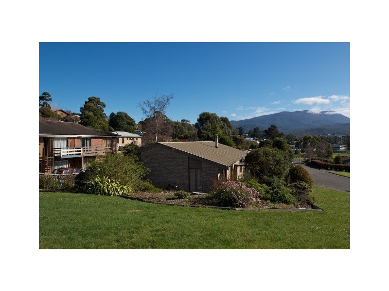 18 Lucas Street, Kingston TAS 7050