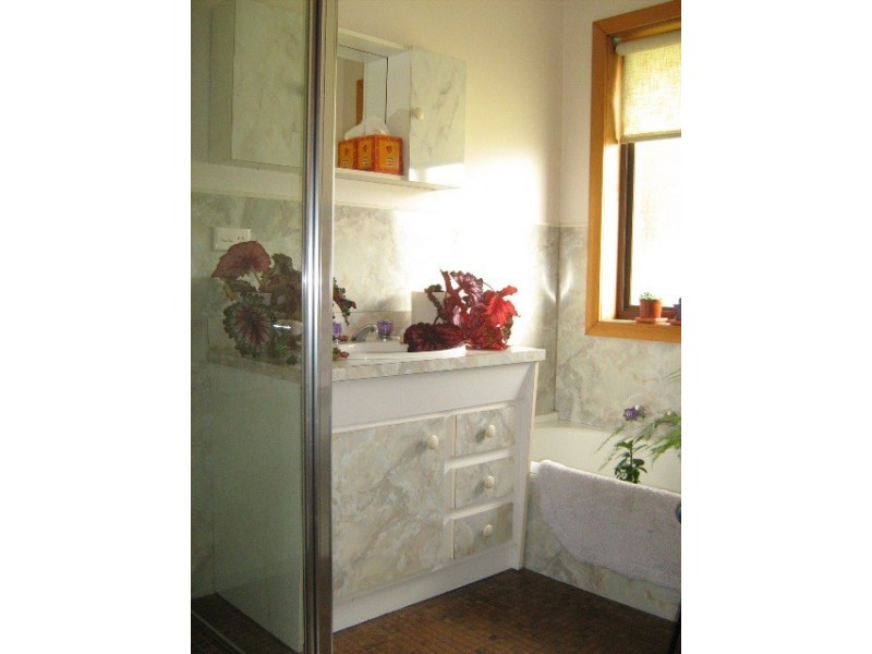 2040 Huon Road, Longley TAS 7150