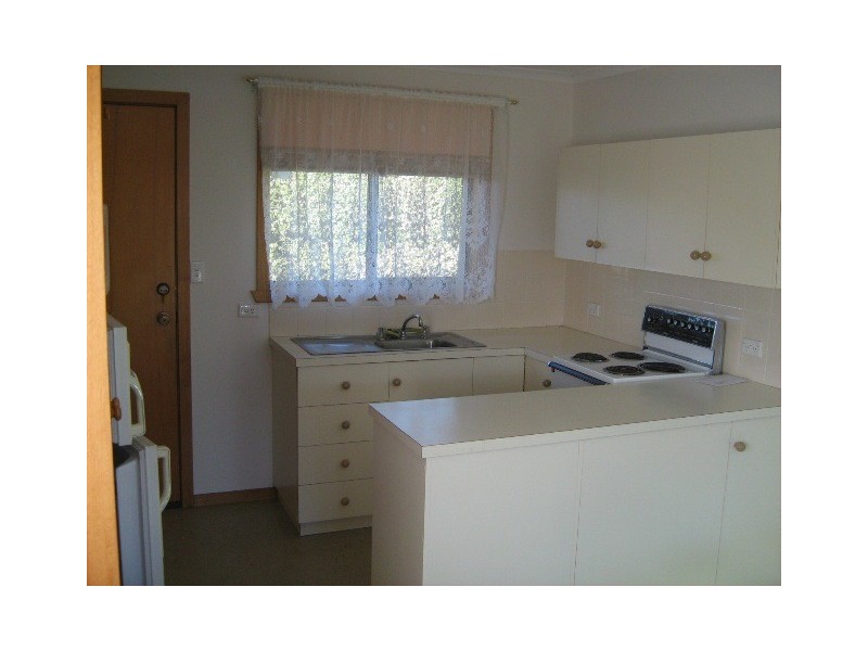 405 Village Drive, Kingston TAS 7050