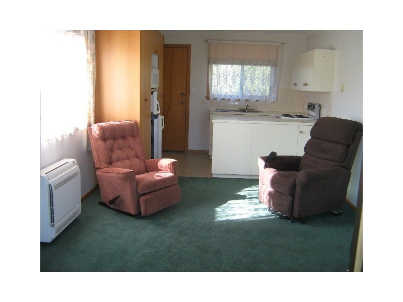 405 Village Drive, Kingston TAS 7050
