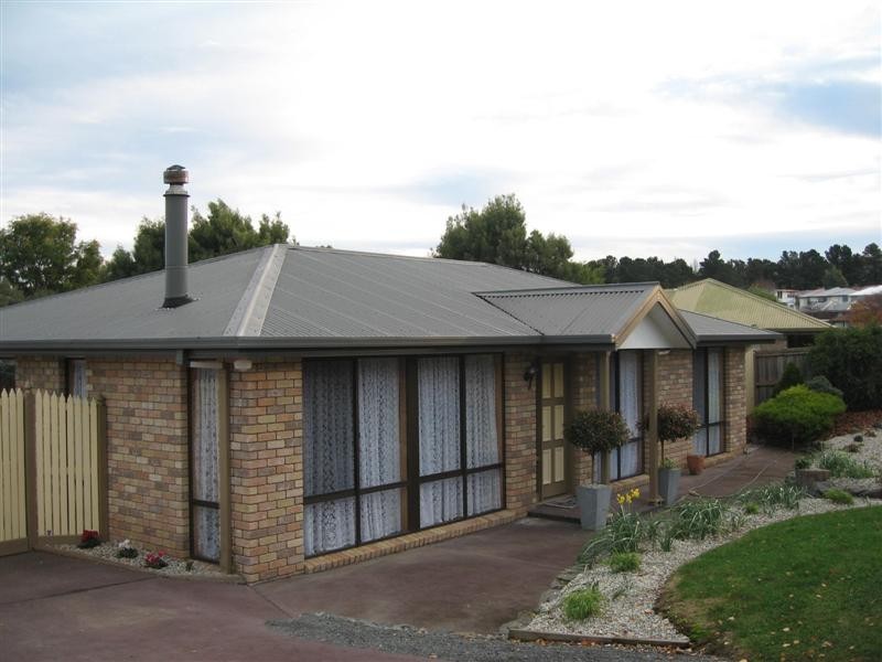 17 Nolan Crescent, Kingston TAS 7050
