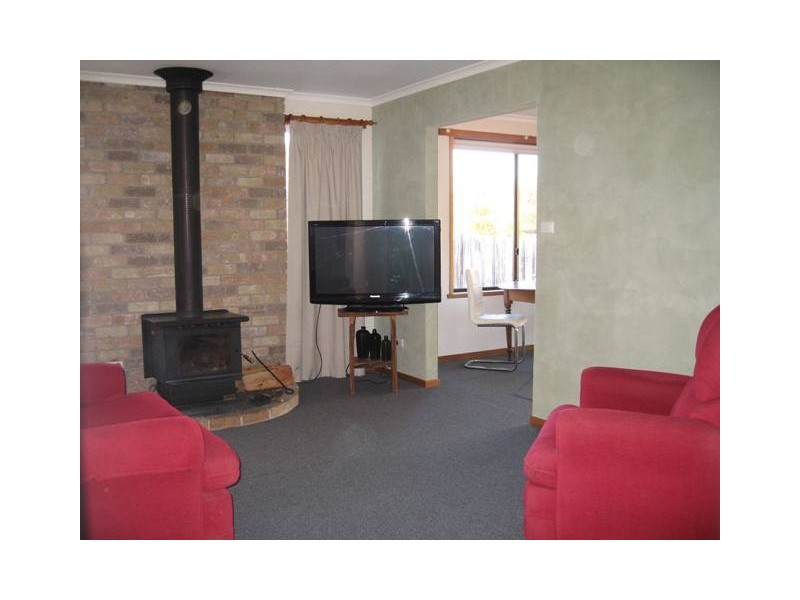 17 Nolan Crescent, Kingston TAS 7050
