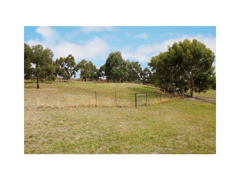 87 Cades Drive, Kingston TAS 7050