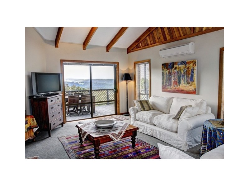 87 Cades Drive, Kingston TAS 7050