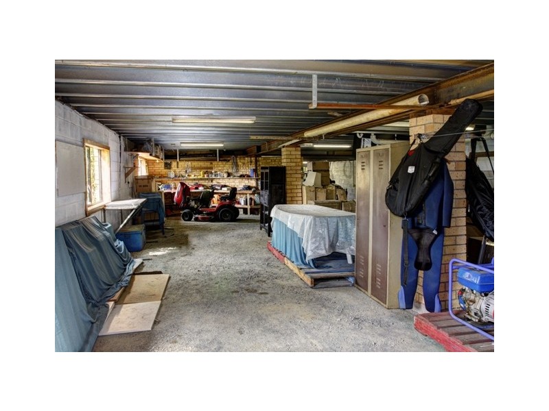 87 Cades Drive, Kingston TAS 7050