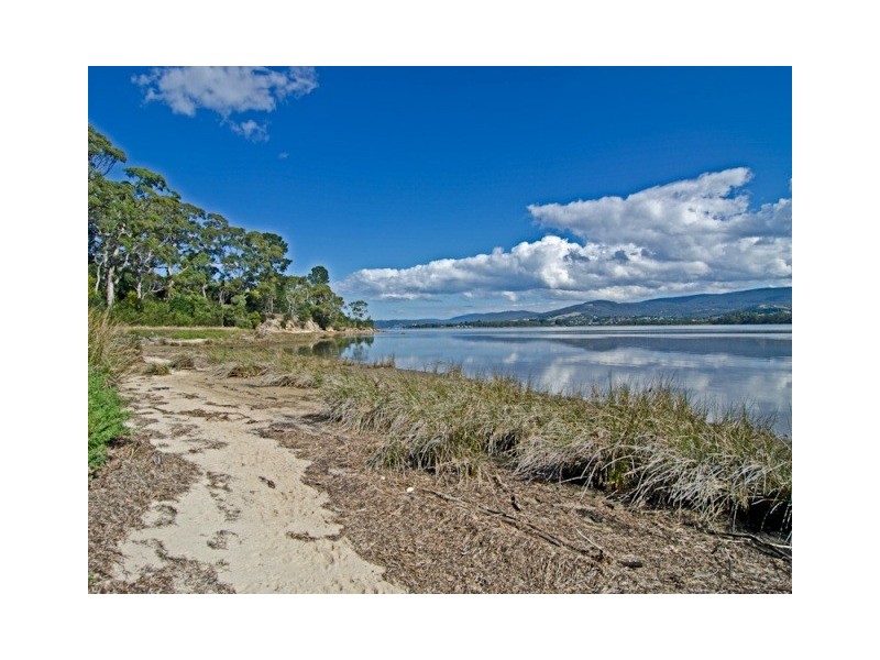 111 Howden Road, Howden TAS 7054